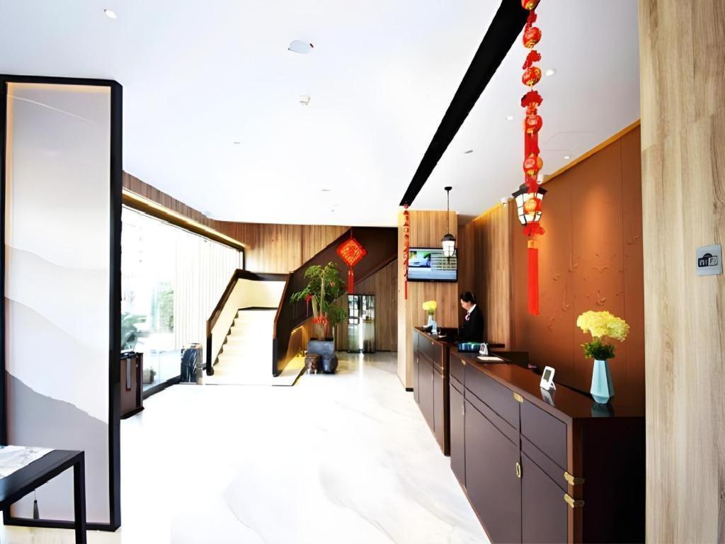 Jinjiang Metropolo Hotel Nanjing Jiangjun Dadao Hehai University Branch Exterior foto